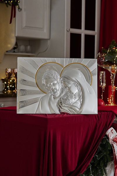 Серебряная икона &laquo;Святая Семья&raquo; 50x35 см с золотыми акцентами 81259 7LORO фото