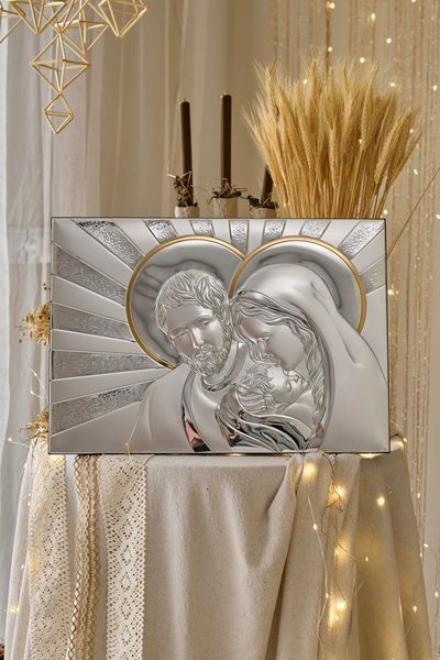 Серебряная икона &laquo;Святая Семья&raquo; 50x35 см с золотыми акцентами 81259 7LORO фото