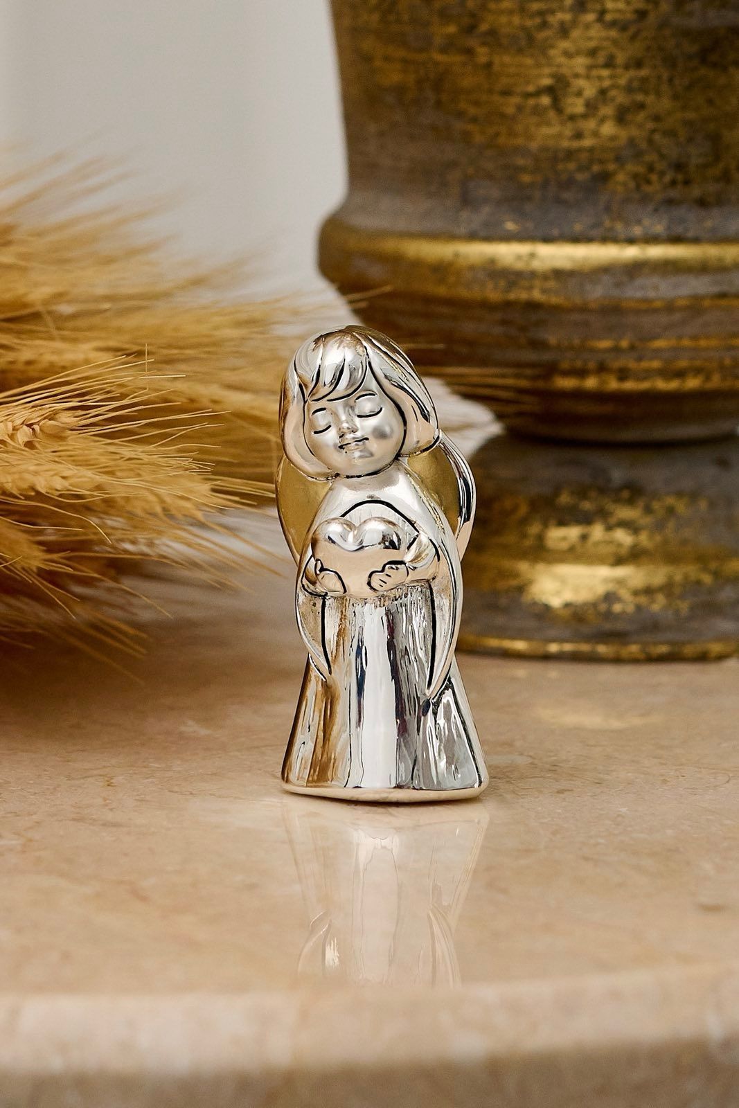 Серебряная статуэтка Ангел с сердцем (R 17888) 10 см R 17888 фото