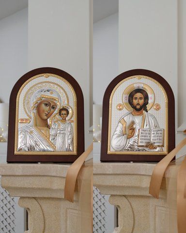 Вінчальна пара &laquo;Ісус та Марія&raquo; 21,5x28,5 см чисто срібна у дерев'яній рамці AE 0800 5 AE 0803 5 фото